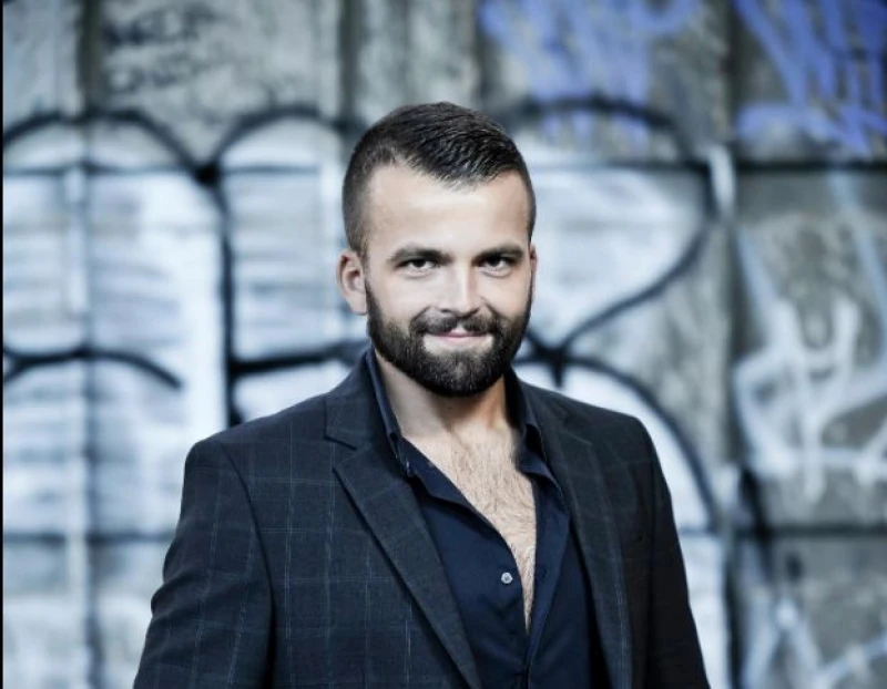 Adnan Hasković