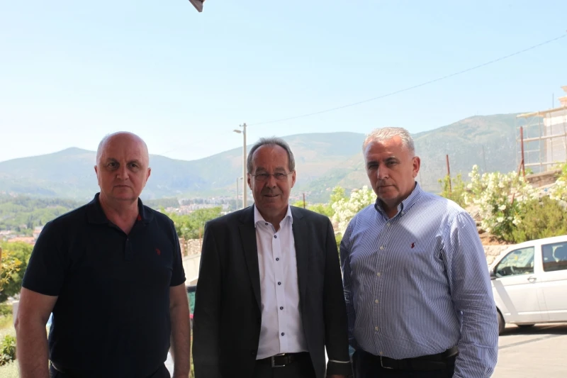 Edin Mušić, Sifet Podžić i Šerif Špago