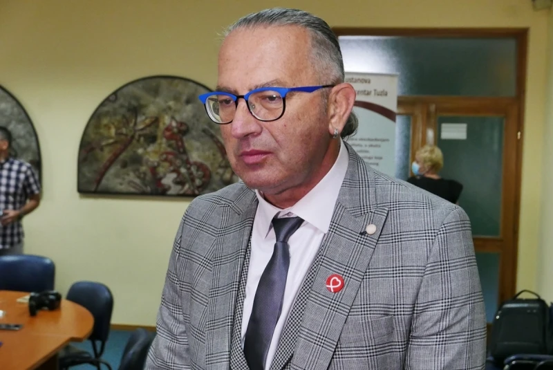 V. d. direktora UKC-a Tuzla Alen Kamerić
