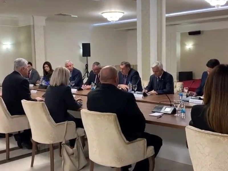 Sastanak SNSD-HDZBiH