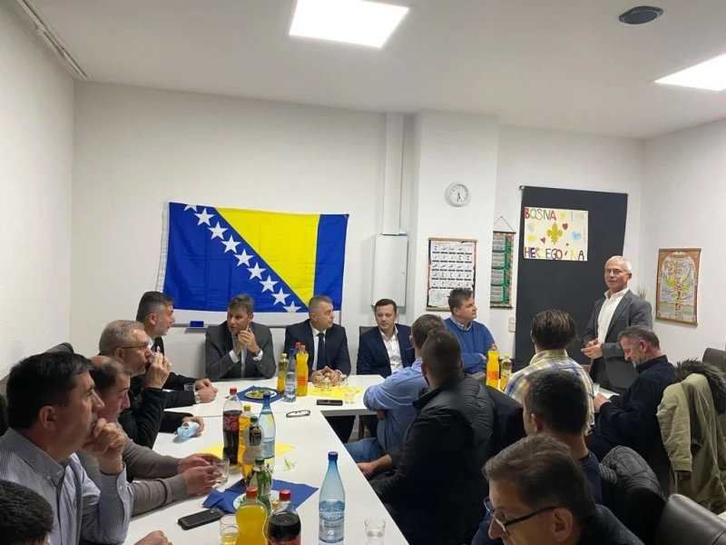 Fadil Novalić na sastanku s privrednicima