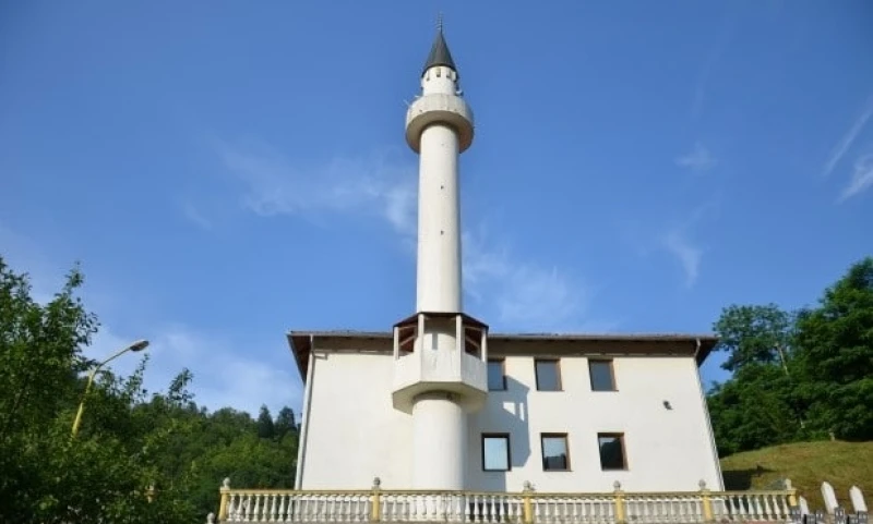 Srebrenica, Bijela džamija