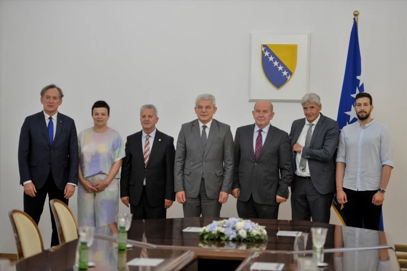 Džaferović i predstavnici Svjetskog saveza dijaspore BiH