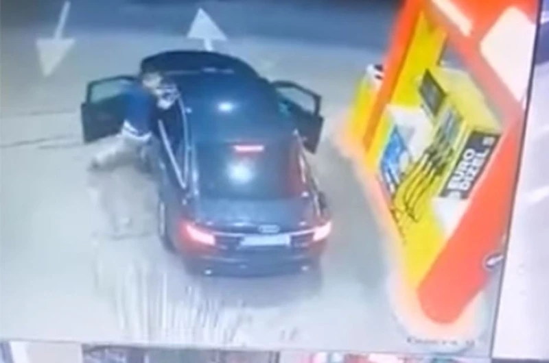 krađa automobila u Zvorniku na pumpi