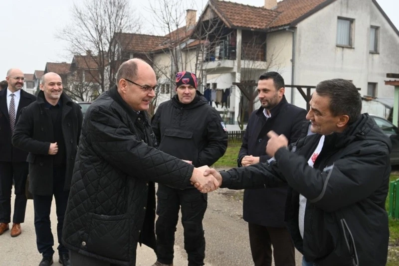 Christian Schmidt u naselju Pet jezera