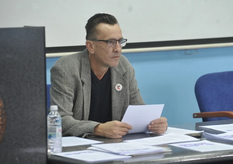 Almir Arnaut Beli