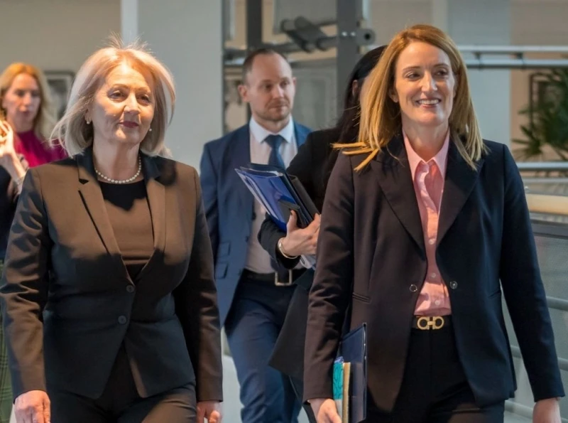 Borjana Krišto i Roberta Metsola