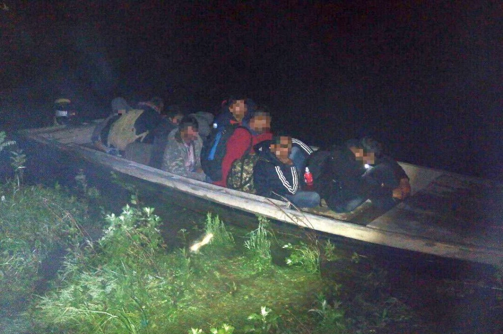 Prebacivali migrante preko Drine: Dvojica uhapšena, jedan pobjegao u Srbiju