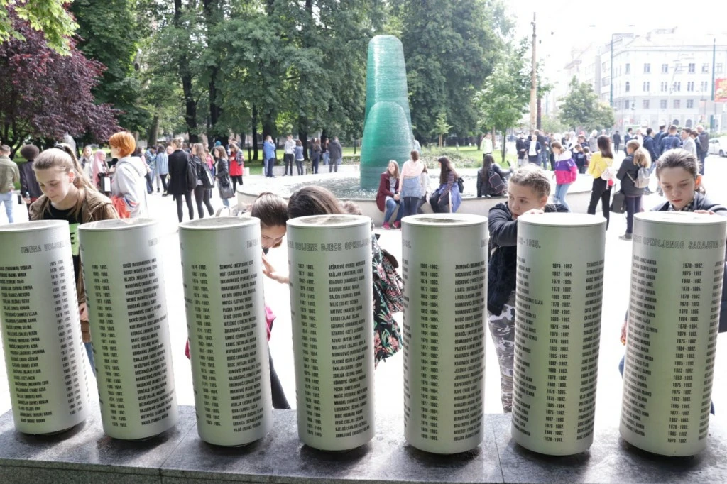 Spomenik ubijenoj djeci Sarajeva