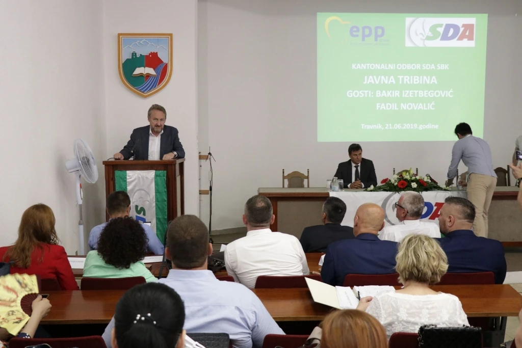 Izetbegović:  Bošnjački privrednici drže cijelu državu  bez njih bi Republika Srpska padala