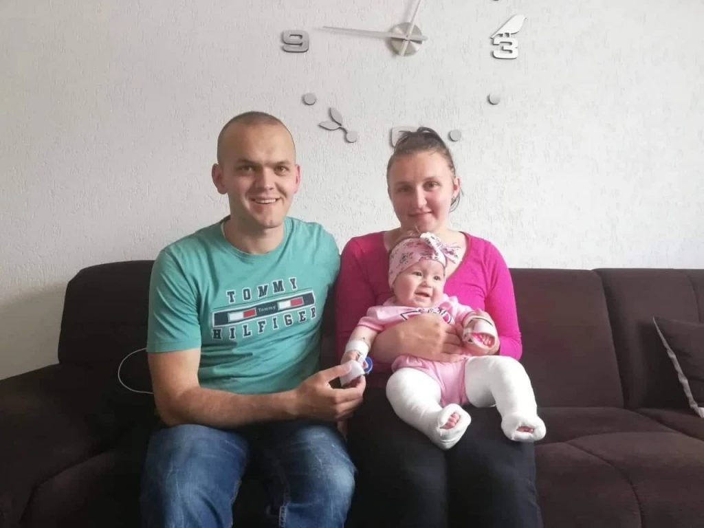 Asja sa roditeljima Minelom i Arminom 