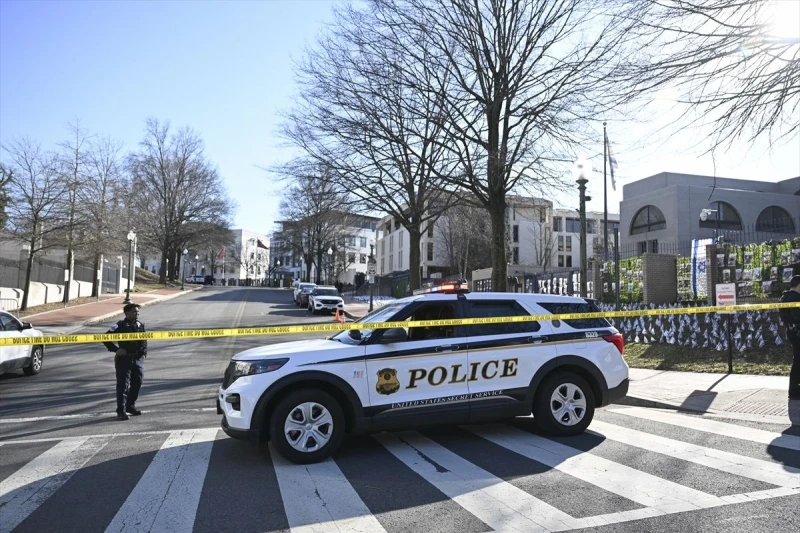 Vojnik se zapalio ispred Ambasade Izraela u Washingtonu