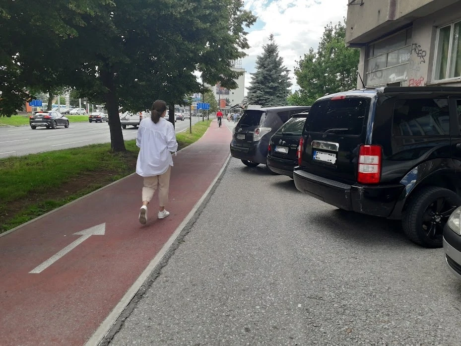 Šetnica u Džemala Bijedića do broja 44