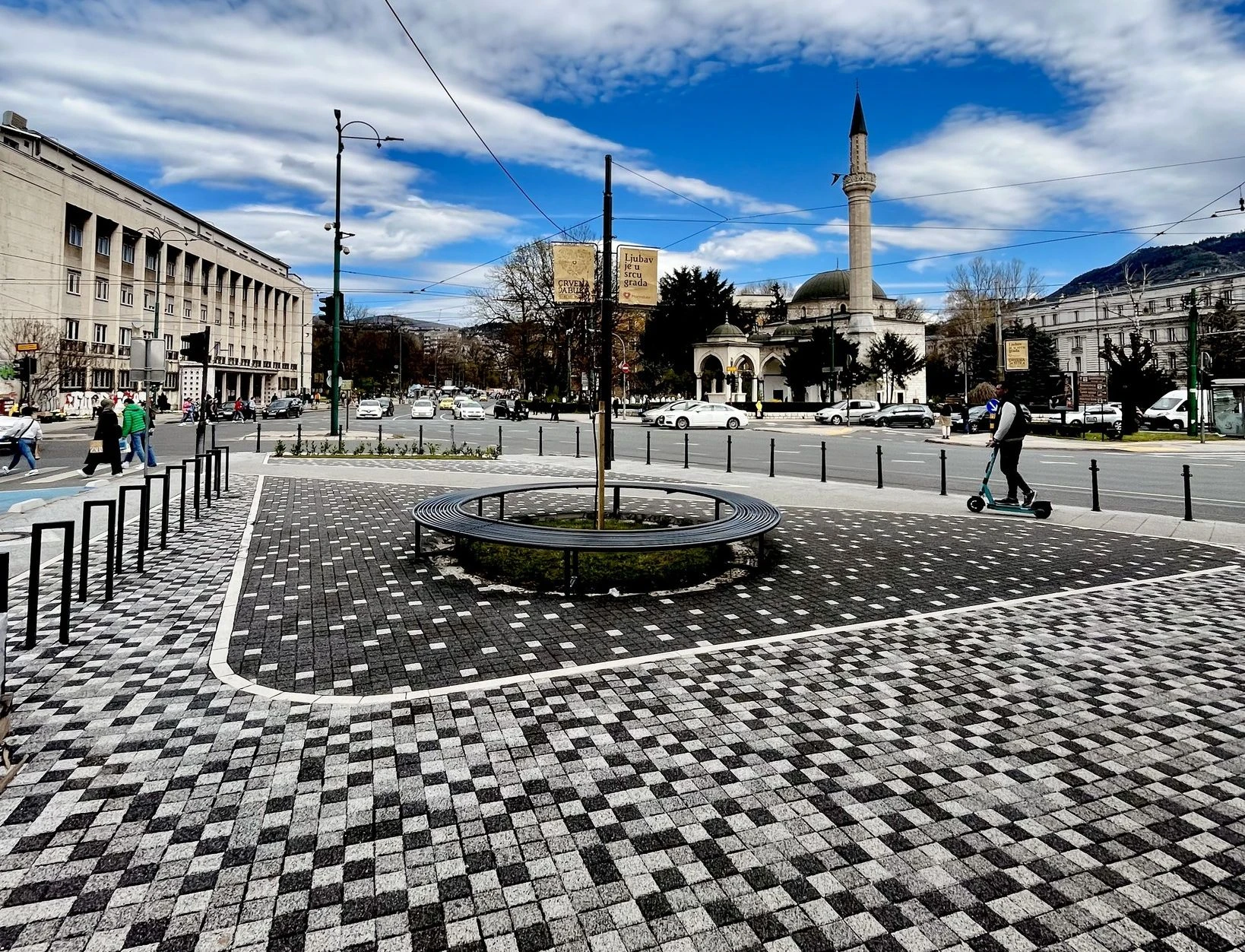 "Trg" ispred Sarajevo-šuma
