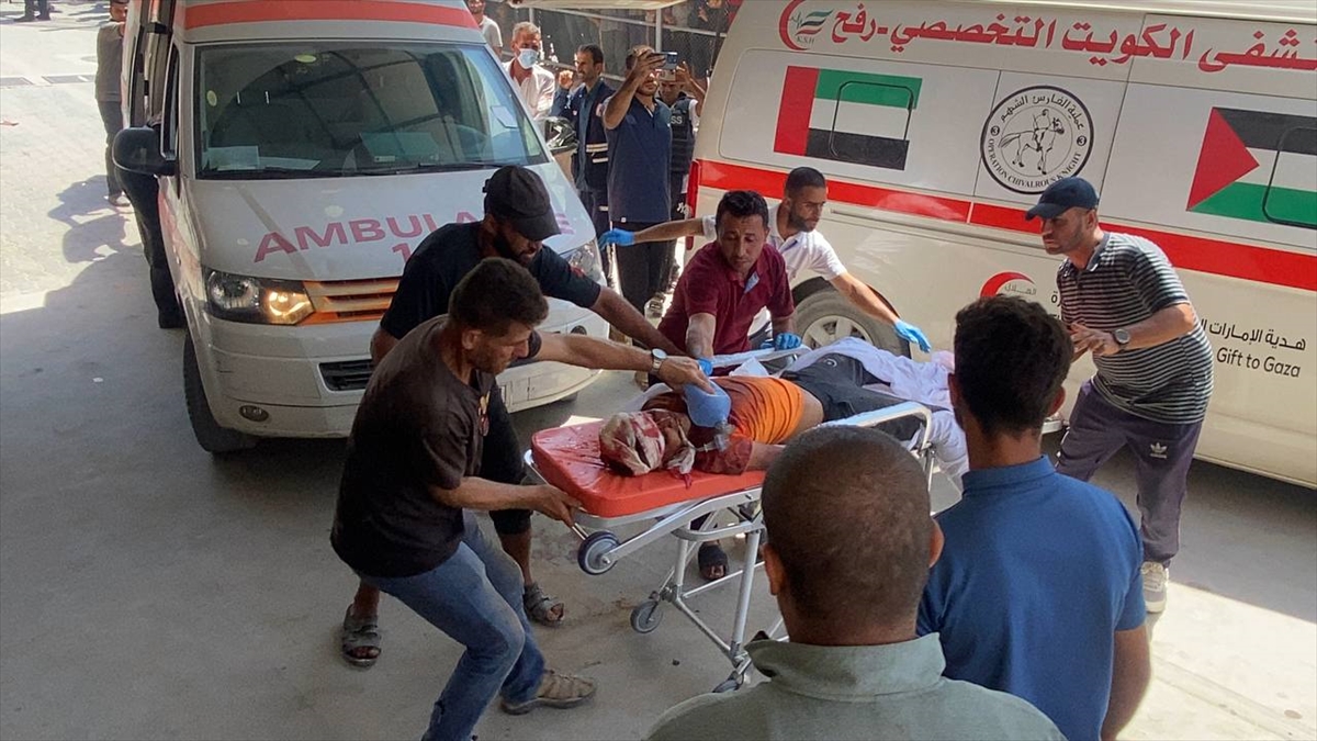 Više od 70 Palestinaca ubijeno u izraelskom napadu na šatore u “sigurnoj zoni” u oblasti Al-Mavasi