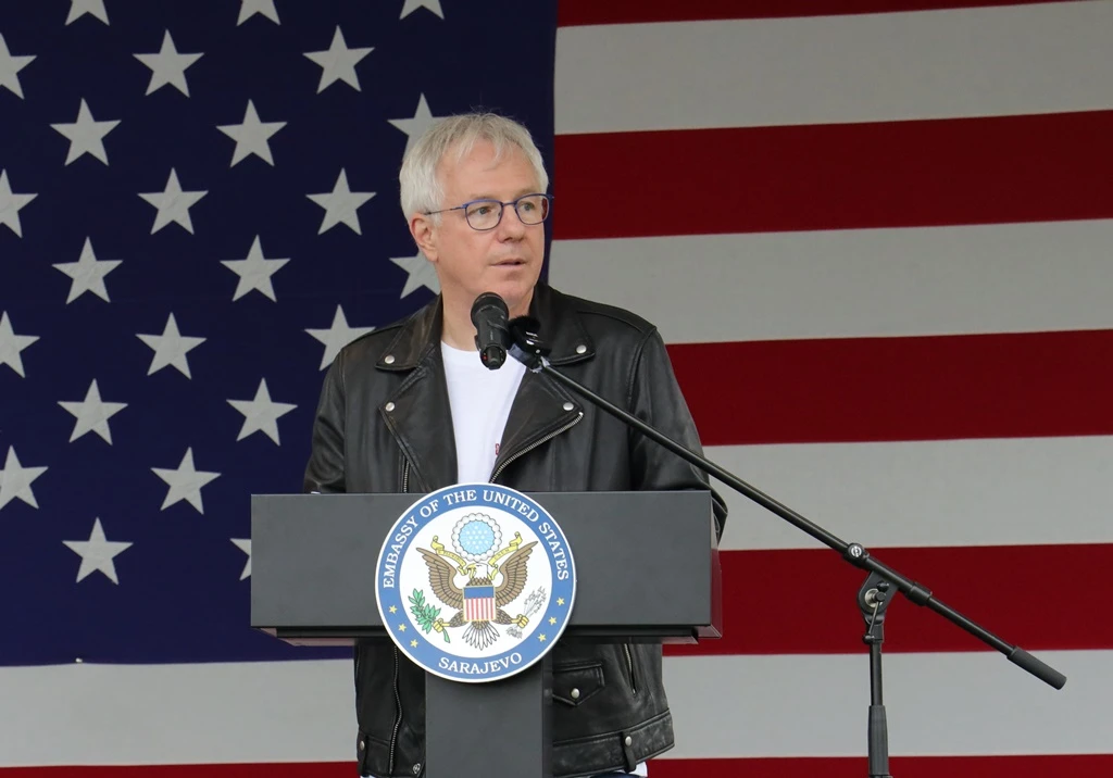 Michael Murphy, ambasador