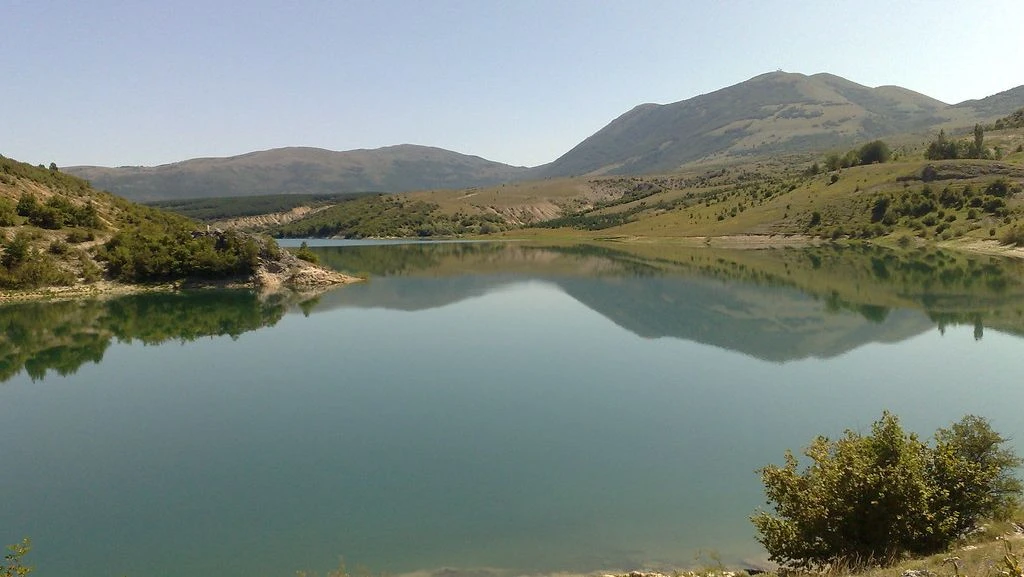 Jezero Mandek