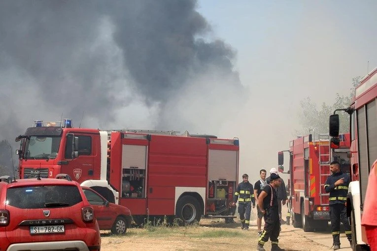 Požar kod Skradina