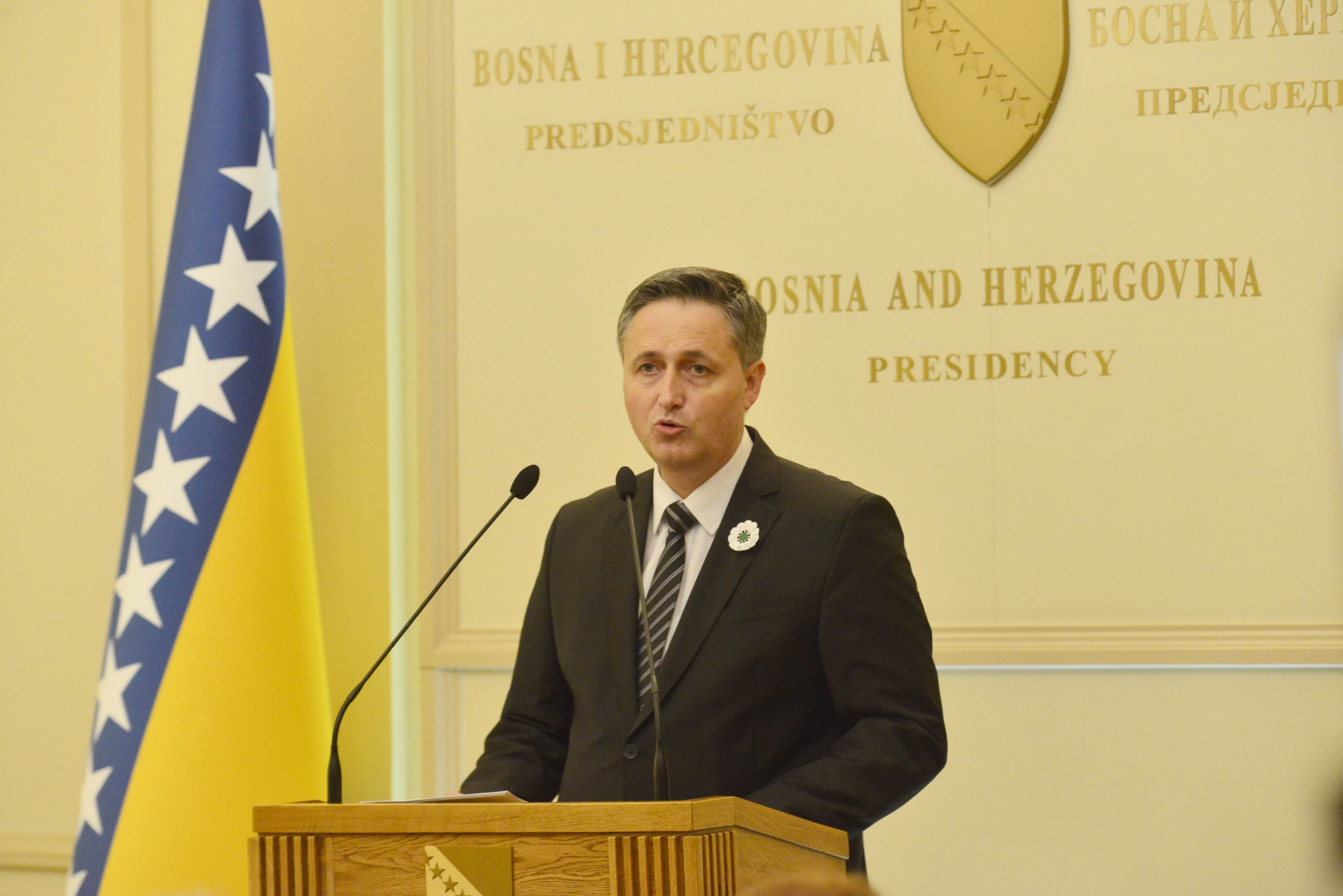 Denis Bećirović