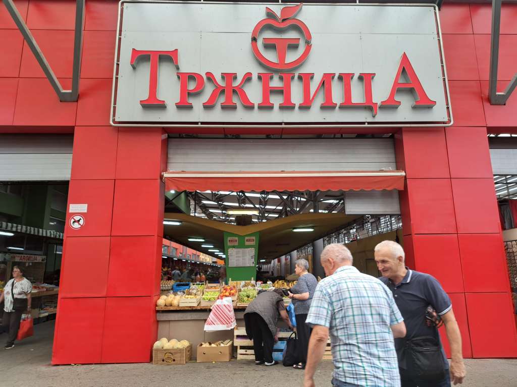 Povrće na banjalučkoj Tržnici skuplje i više od 100 posto u odnosu na prošli mjesec, pravljenje zimnice neisplativo