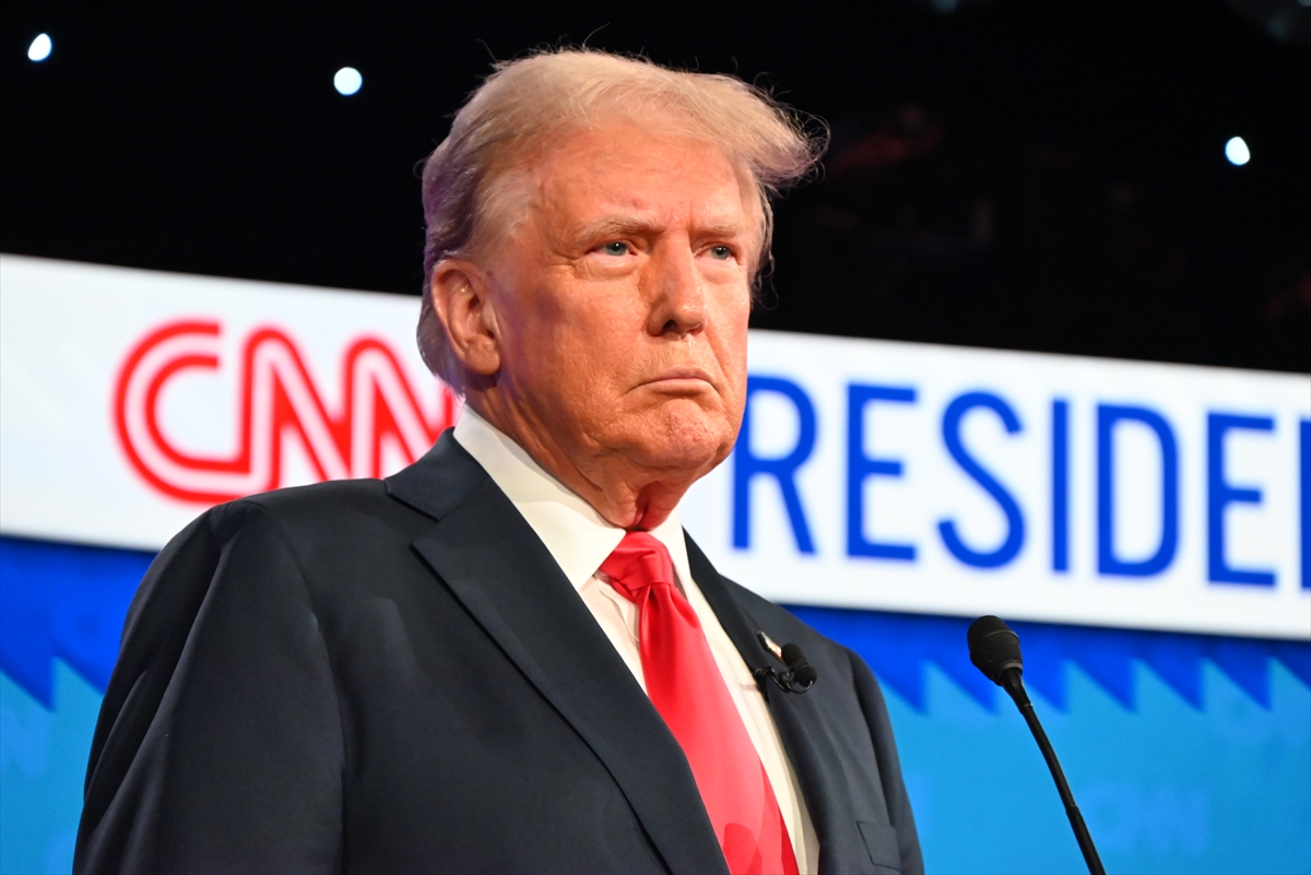 Agent Tajne službe pucao na muškarca koji je krenuo ka Trumpu s kalašnjikovom