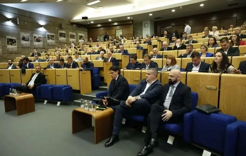 Toni Kraljević na jednoj od sjednica Federalnog parlamenta