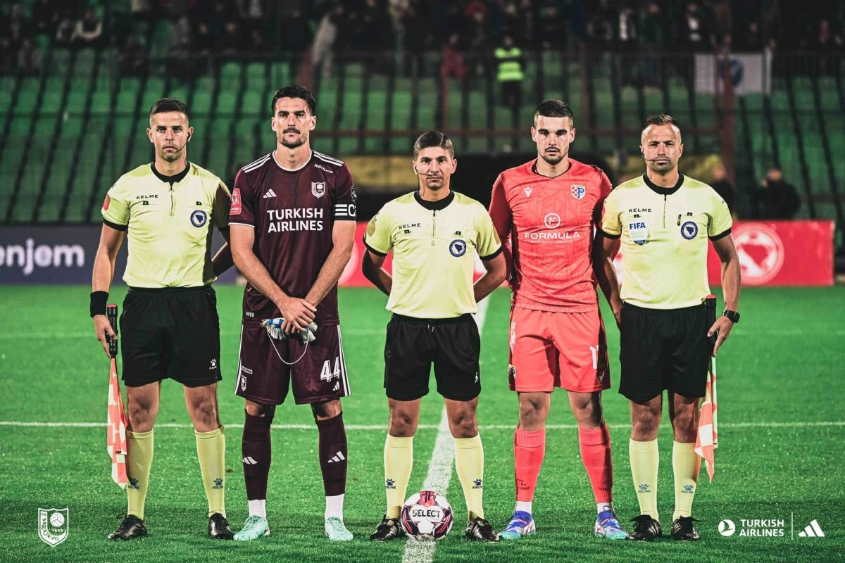 Marić (u sredini) oštetio Sarajevo protiv Posušja, a nije kažnjen