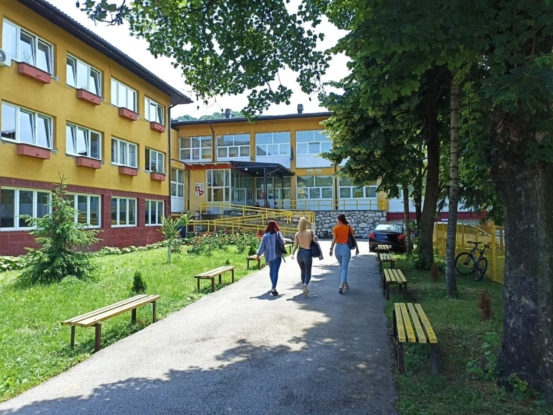 Srednja medicinska škola u Tuzli