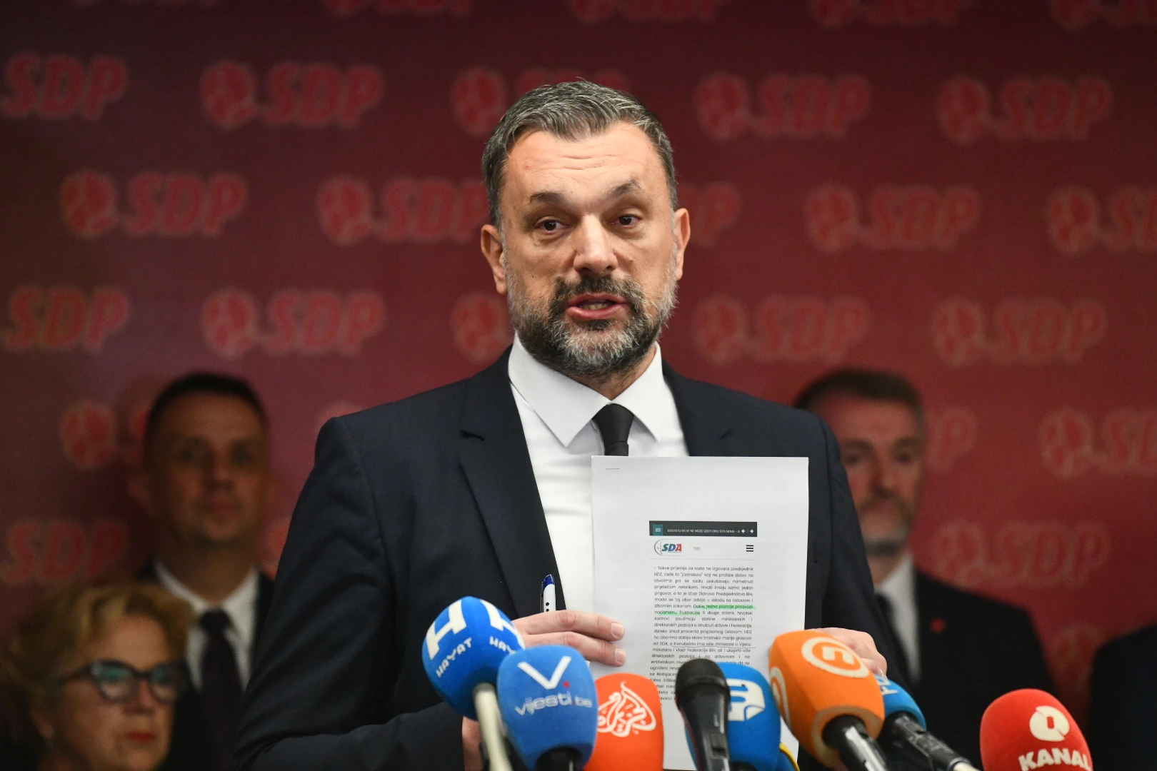Elmedin Konaković
