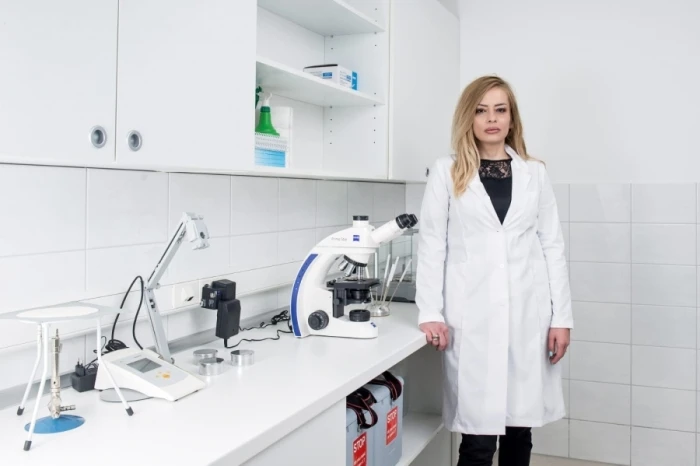 Dr. Andrea Jurić