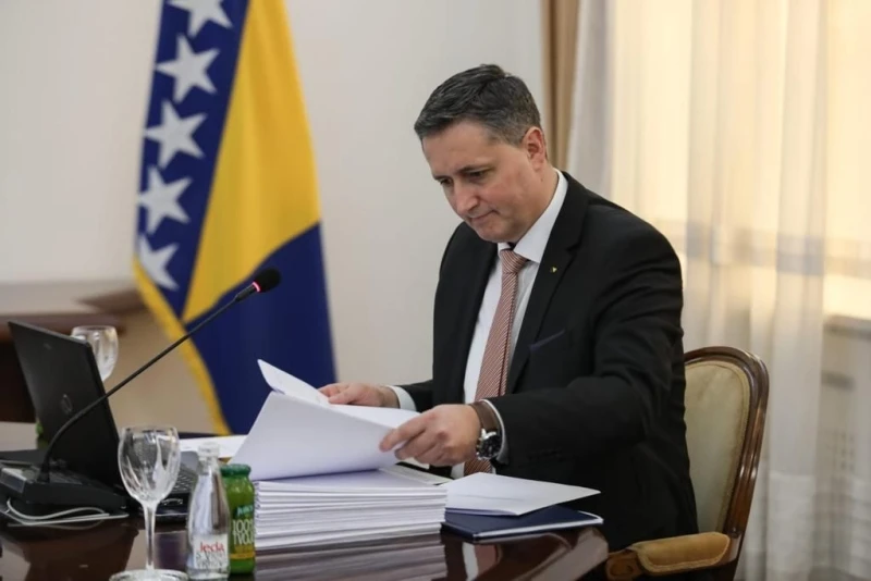 Denis Bećirović
