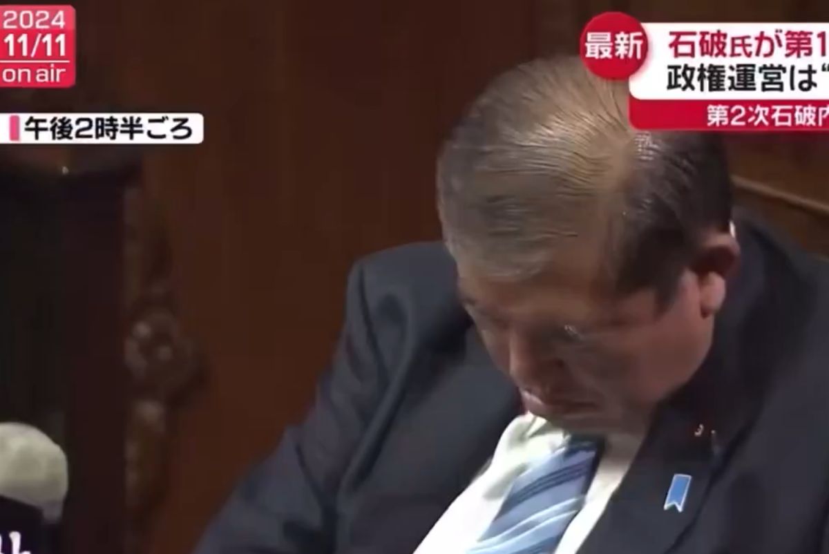 Zaspao u Parlamentu u trenucima kad je ponovo izabran za premijera