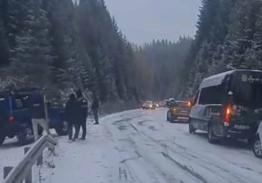 Blokada na cesti Jahorina - Pale