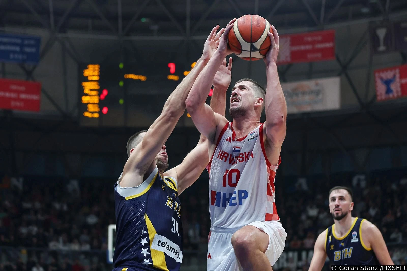 Filip Bundović postigao 12 koševa