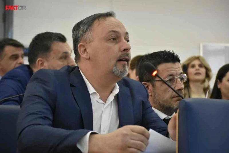 Mahir Dević