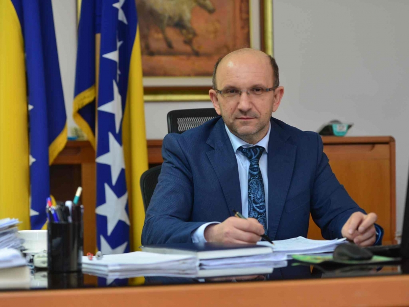 Oni koji izdaju stan, garažu, sudski tumači bi se morali fiskalizirati