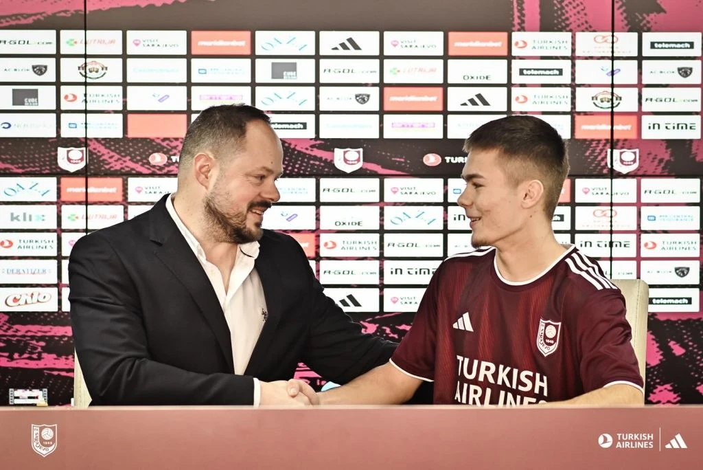 Trbić i Šebez na potpisu