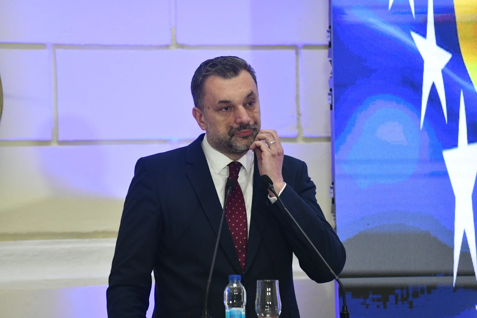 Elmedin Konaković