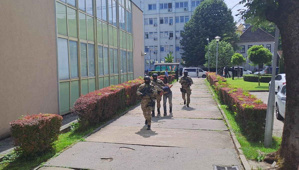 S privođenja u akciji "Eskadron"