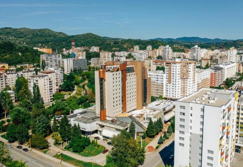 Hotel "Tuzla"