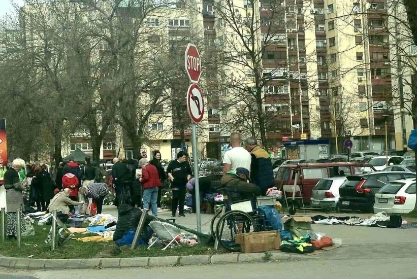 Ulična prodaja u Tuzli