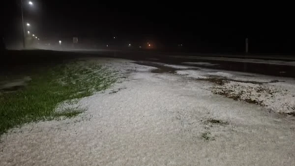 Pale su velike količine leda
