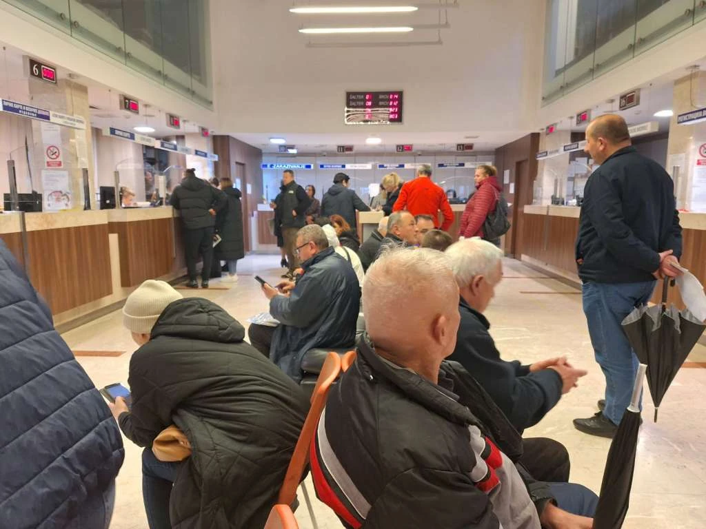 Građani moraju čekati do daljnjeg