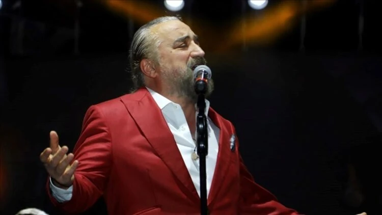 Dao je značajan doprinos turskoj narodnoj muzici