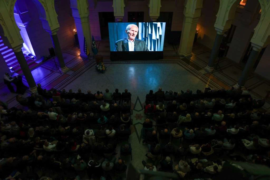 Sa premijere u Vijećnici