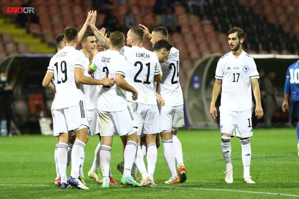 Lončar (21) za BiH ima 11 nastupa