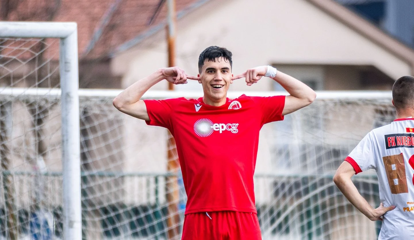 Fudbaleri Čelika nisu imali milosti prema rivalu