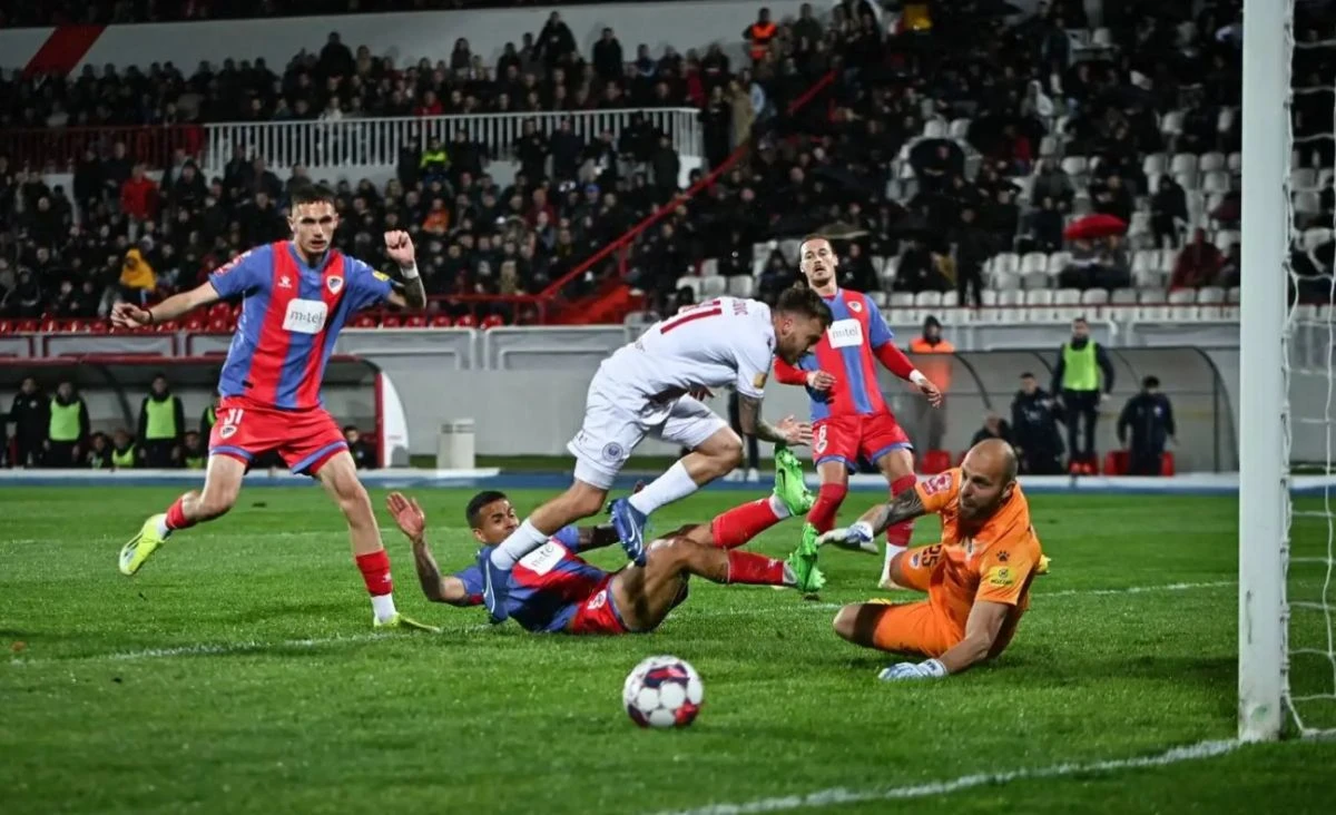 Borac ili Zrinjski? Ko će prvi kroz cilj?