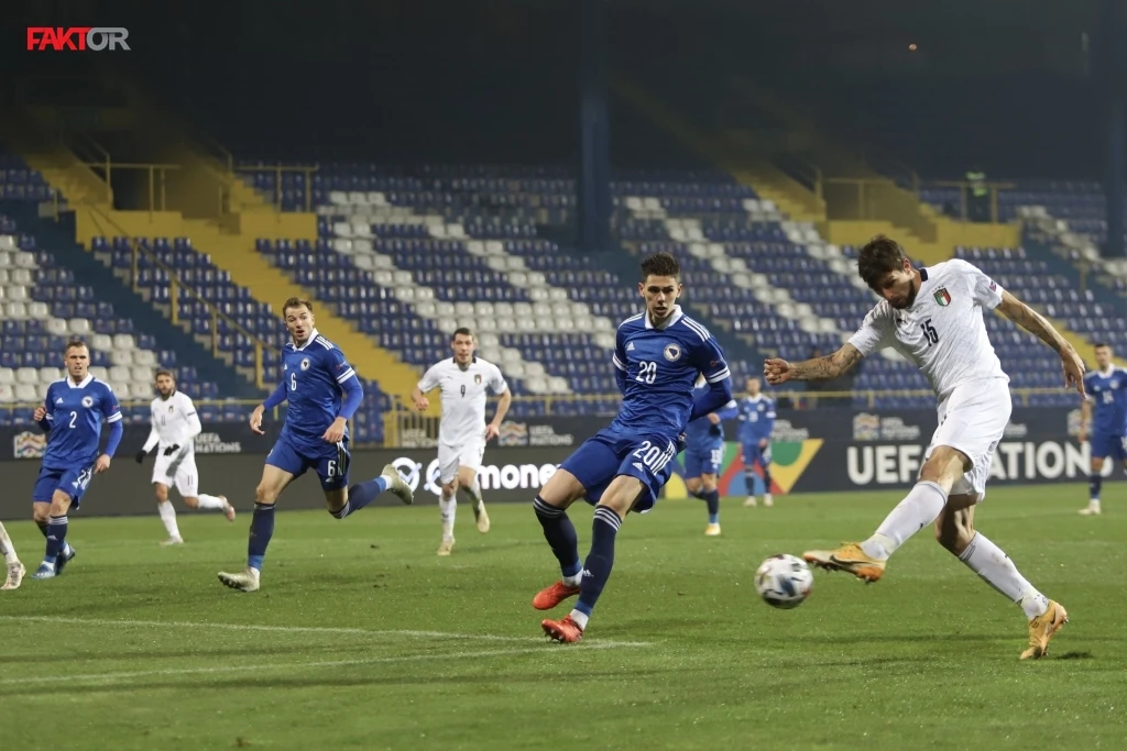 Acerbi (broj 15) s Italijom gostovao i na Grbavici