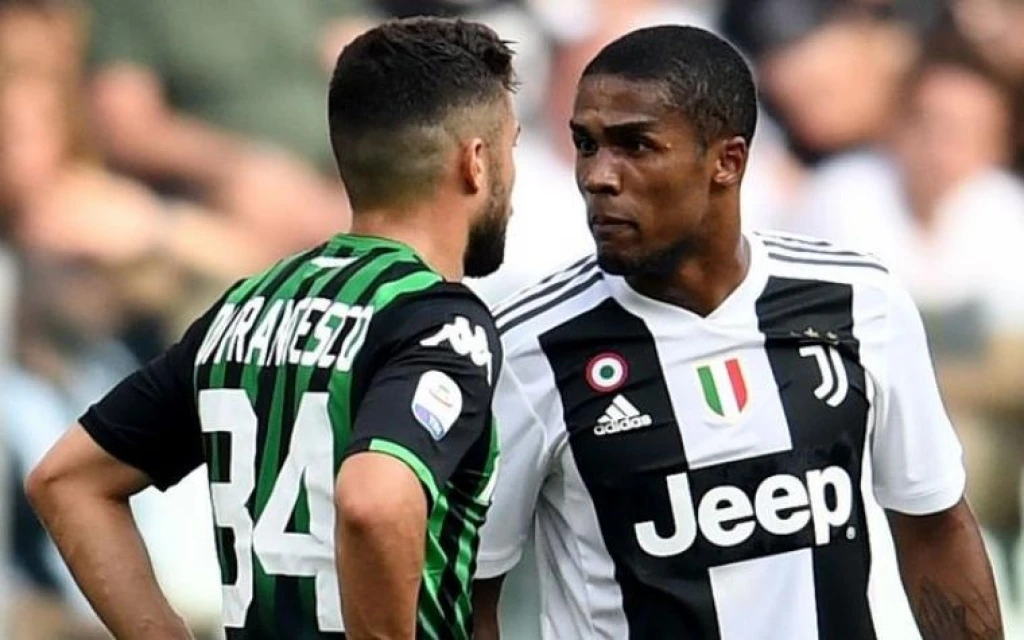 Douglas Costa